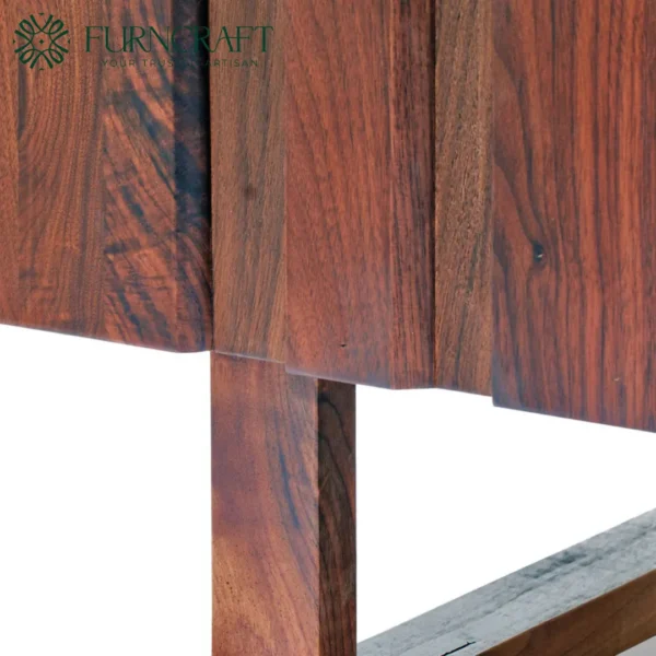 Line Cabinet