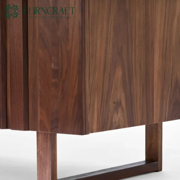 Line Cabinet