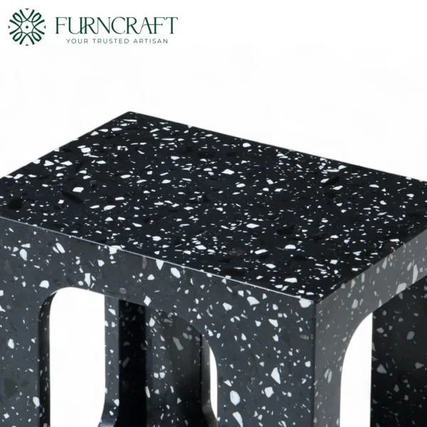 Oval Moon Side Table Black